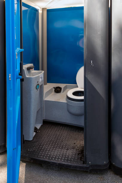 Best Luxury portable toilet rental  in Richmond, CA